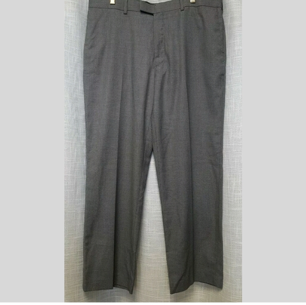 PERRY ELLIS Gray Micro Polka Dot Slacks SZ 36 x 29